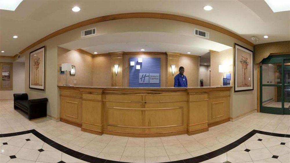 Holiday Inn Express Hotel & Suites Memphis Southwind By Ihg Exterior photo
