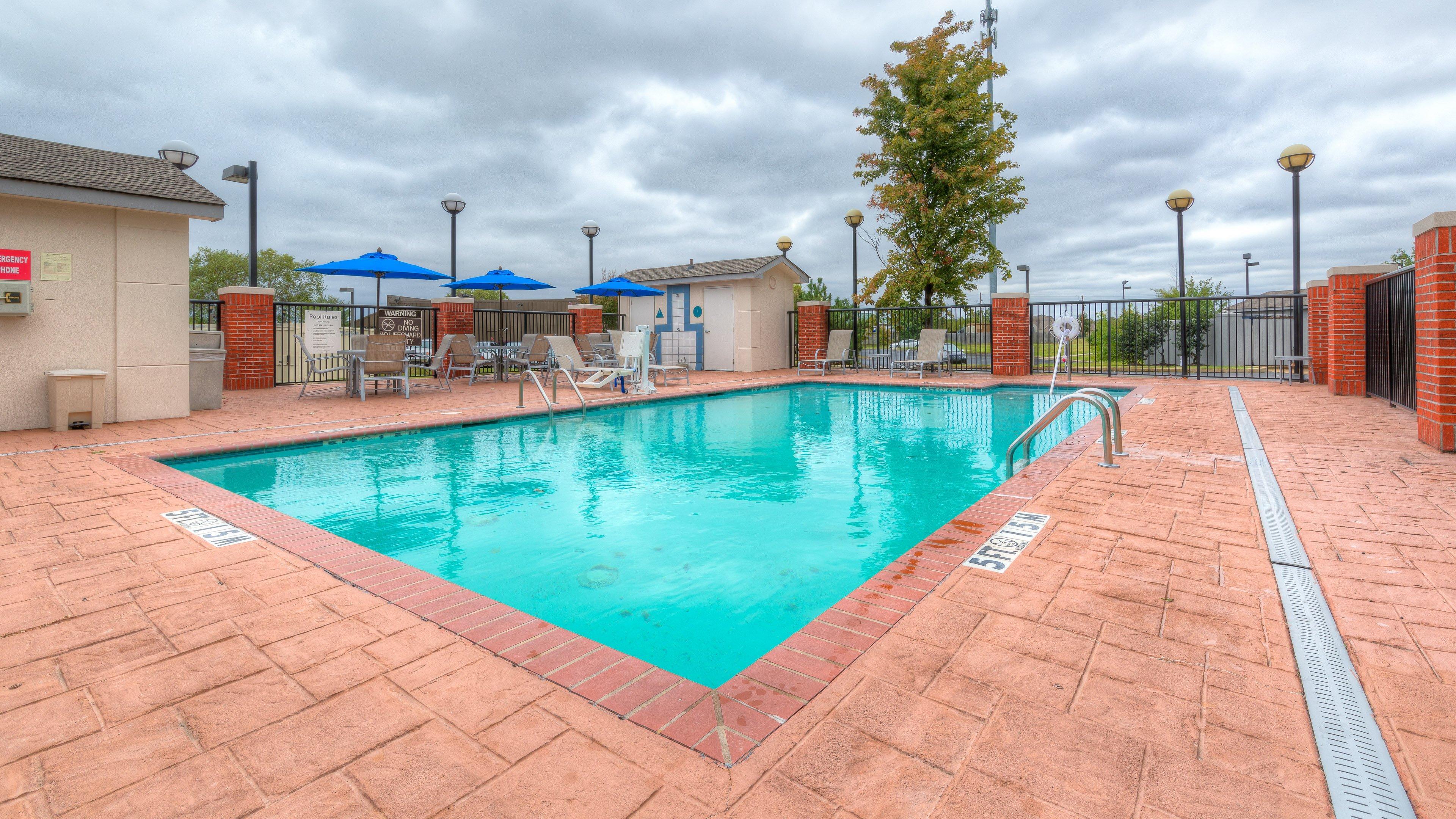 Holiday Inn Express Hotel & Suites Memphis Southwind By Ihg Exterior photo