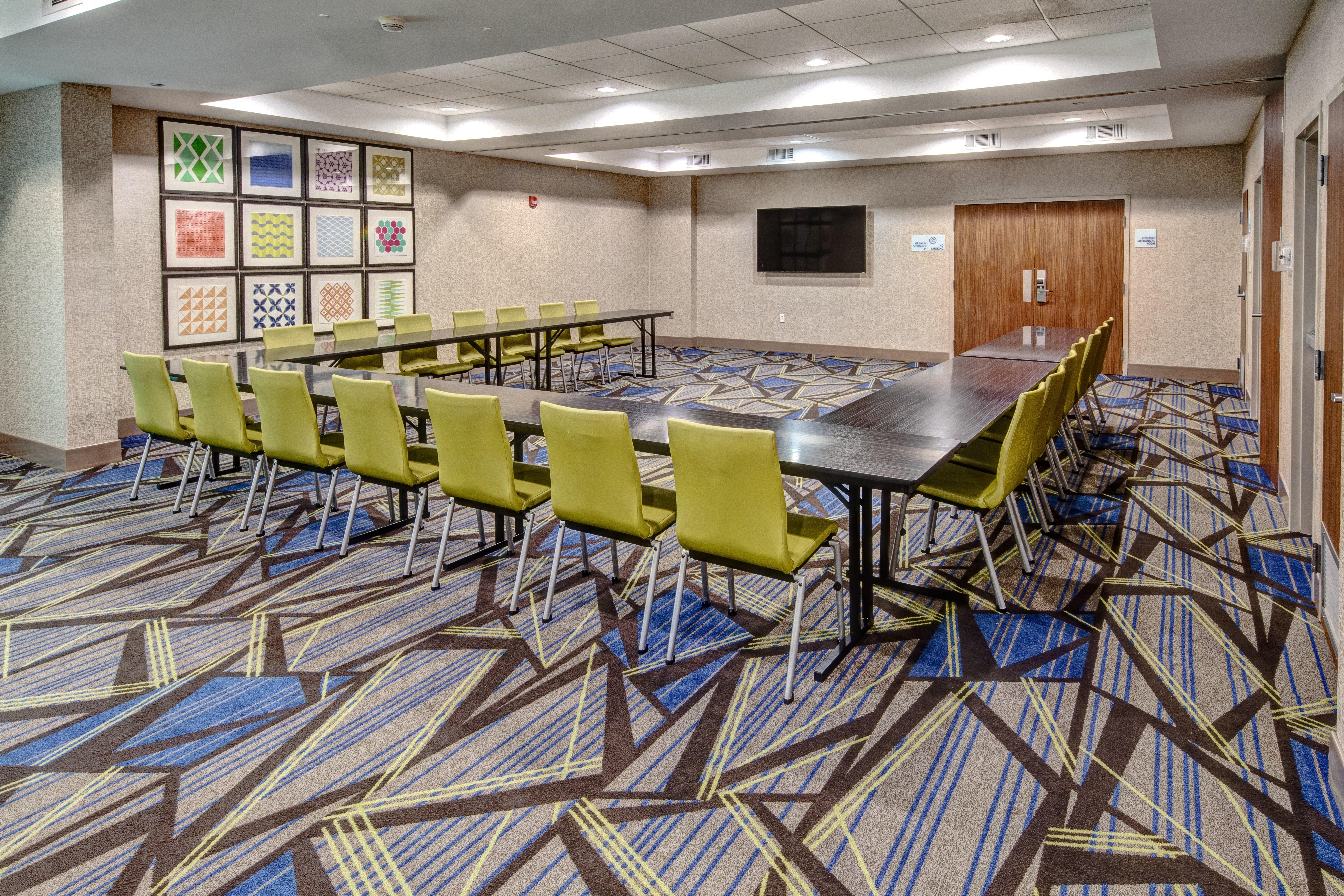 Holiday Inn Express Hotel & Suites Memphis Southwind By Ihg Exterior photo